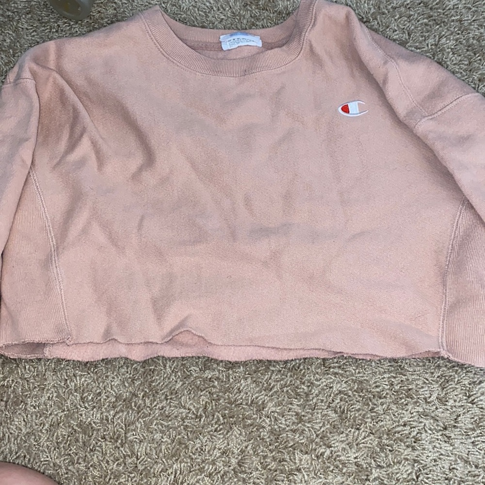 Champion cropped pink sweatshirt